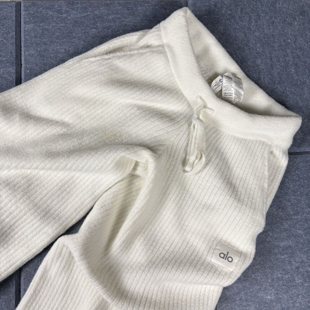 Alo Yoga Snuggle Up Sweater High-Waist Wide Leg Pant Womens XXS 2XS Cream Ivory - Picture 4 of 15